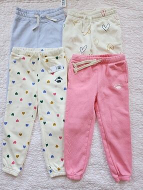 NWT Old Navy Bundle Sweatpants 4T 5 Toddler Pink Girl Joggers Fleece Pants Heart